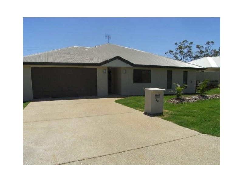 44 Anderson Court, Moranbah QLD 4744