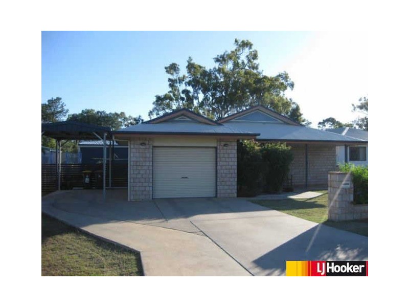 7 Freeman Street, Moranbah QLD 4744