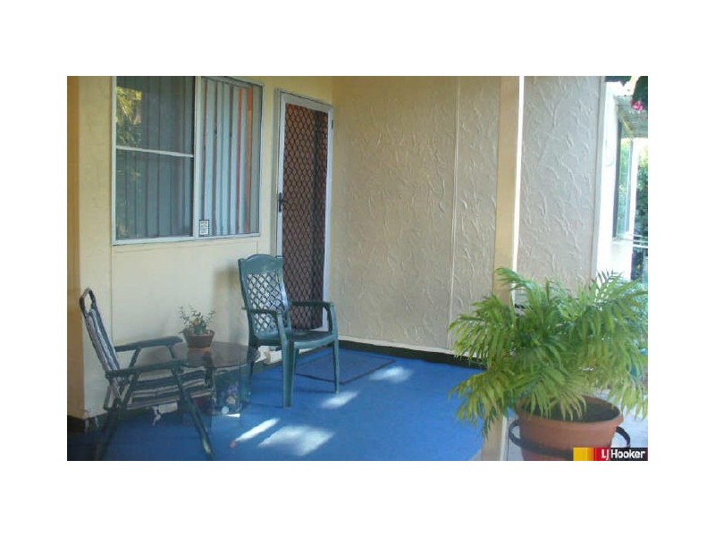 27 Flight Drive, Moranbah QLD 4744