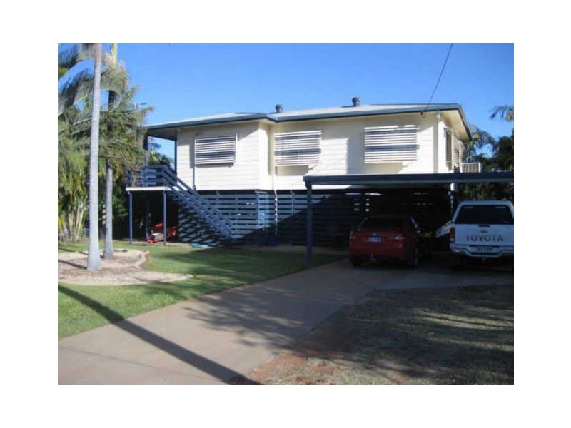 12 Rosewall Street, Moranbah QLD 4744