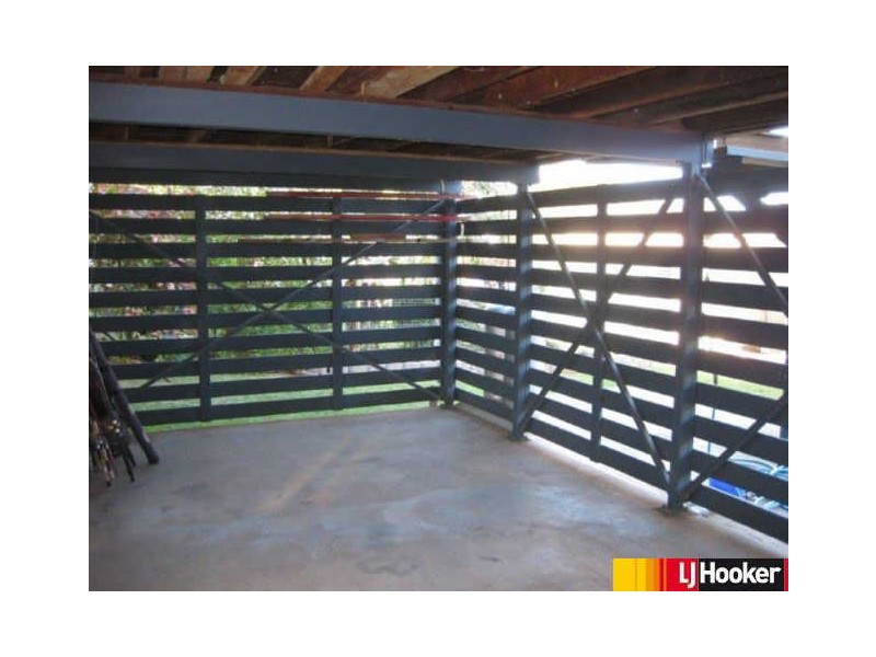 12 Rosewall Street, Moranbah QLD 4744