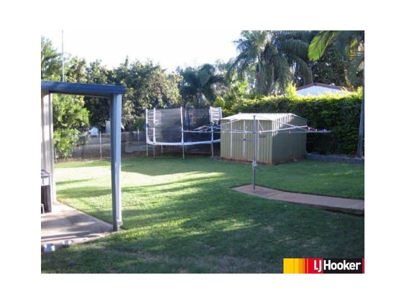 12 Rosewall Street, Moranbah QLD 4744