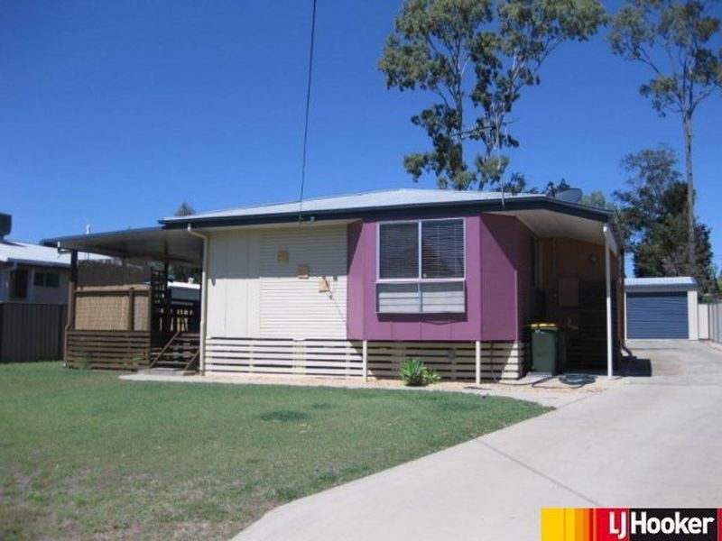 29 Leichhardt Drive, Moranbah QLD 4744