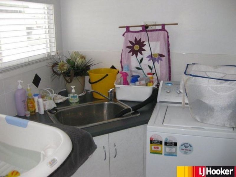 29 Leichhardt Drive, Moranbah QLD 4744