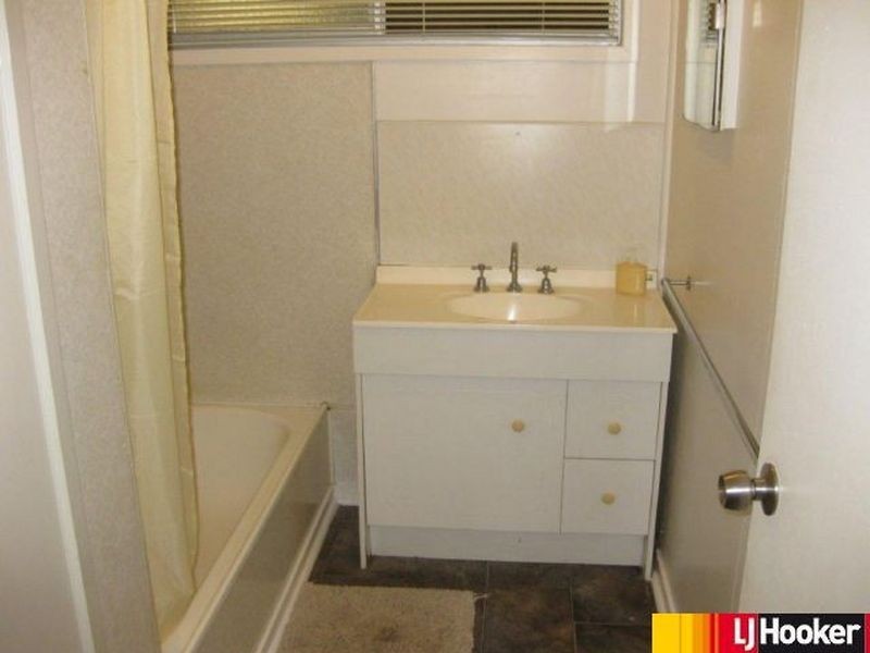 21 Leichhardt Drive, Moranbah QLD 4744