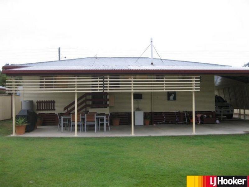 21 Leichhardt Drive, Moranbah QLD 4744