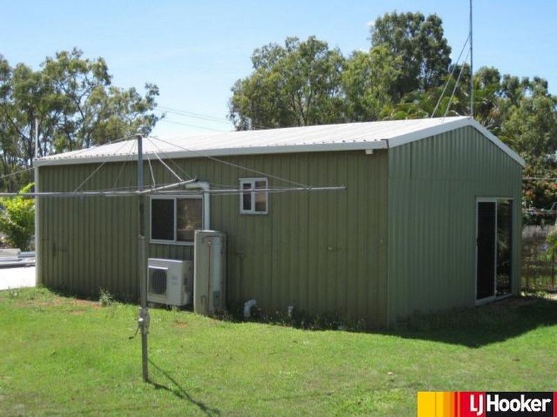 37 Forrest Drive, Moranbah QLD 4744