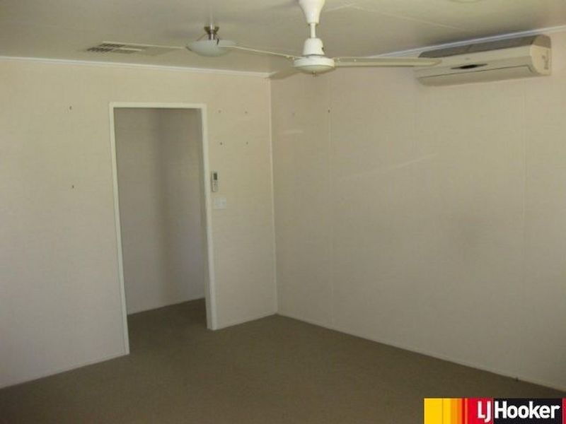 37 Forrest Drive, Moranbah QLD 4744