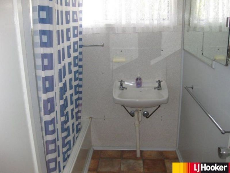 37 Forrest Drive, Moranbah QLD 4744