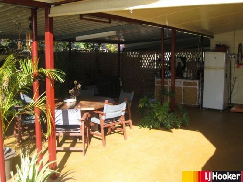 4 Munro Street, Moranbah QLD 4744