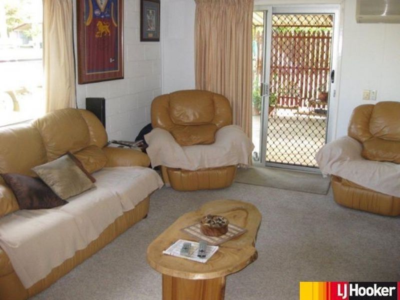 4 Munro Street, Moranbah QLD 4744