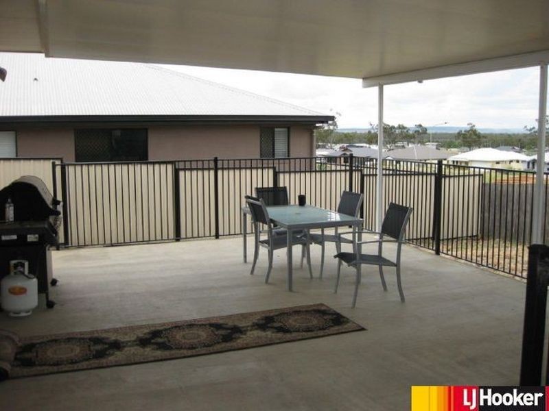 112 Clements Street, Moranbah QLD 4744