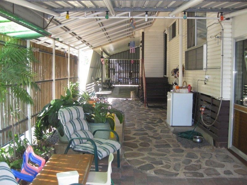 4 Gilbert Court, Moranbah QLD 4744