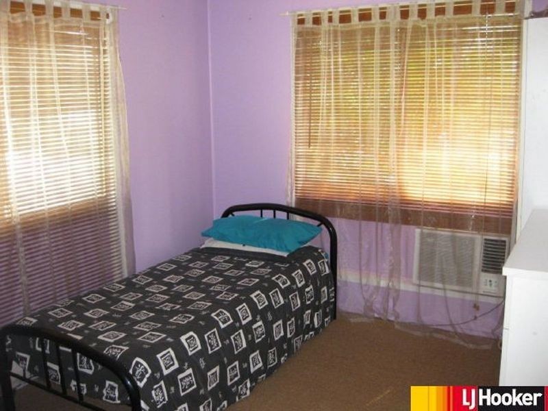 4 Harris Court, Moranbah QLD 4744