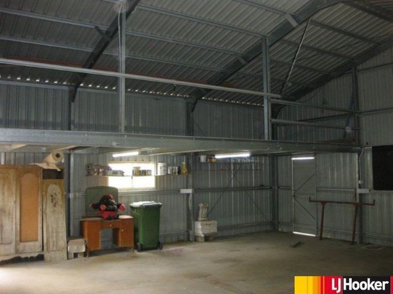 120 Clements Street, Moranbah QLD 4744