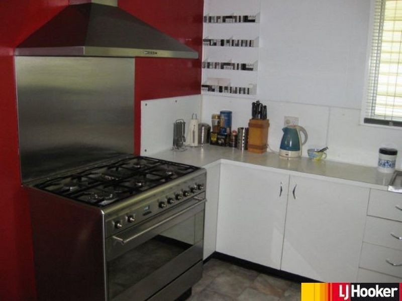 4 Hannan Drive, Moranbah QLD 4744