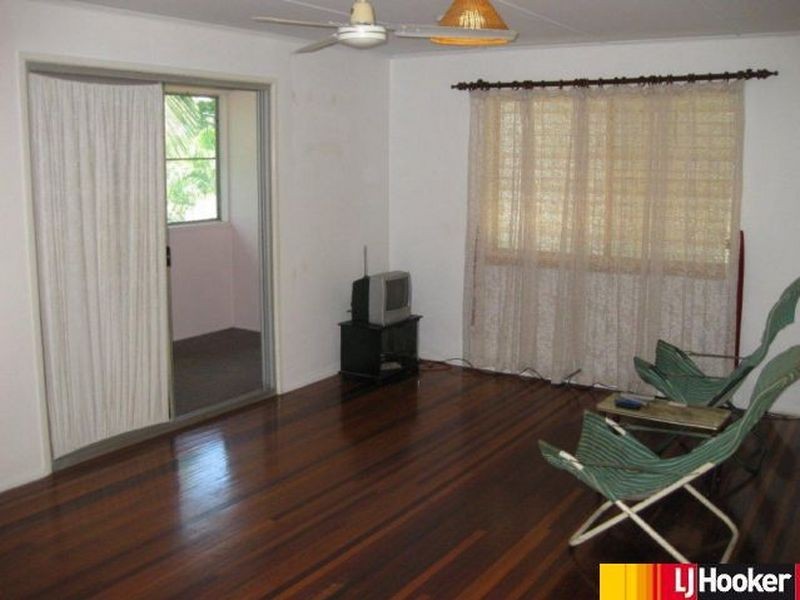 4 Hannan Drive, Moranbah QLD 4744