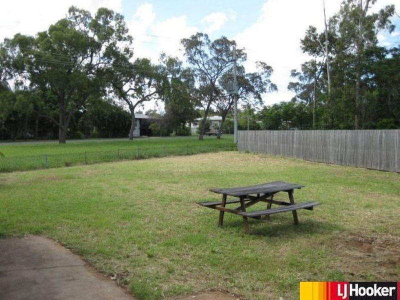 7 Lyons Court, Moranbah QLD 4744
