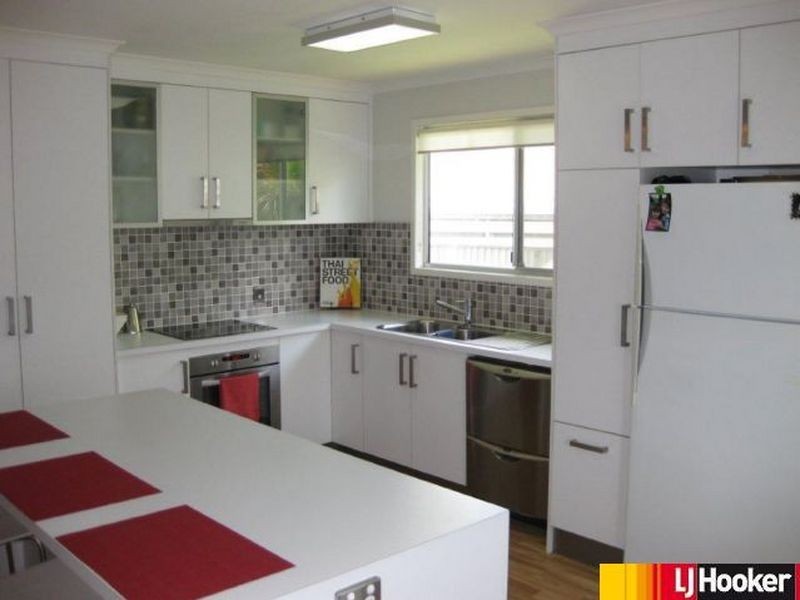 39 Yeates Street, Moranbah QLD 4744