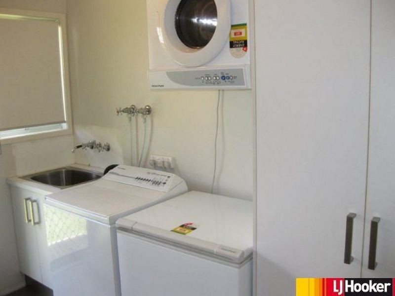 39 Yeates Street, Moranbah QLD 4744