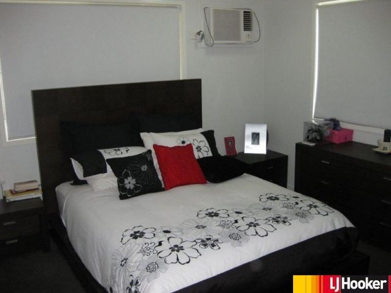 39 Yeates Street, Moranbah QLD 4744