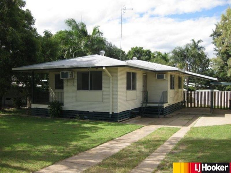 12 Bowen Court, Moranbah QLD 4744