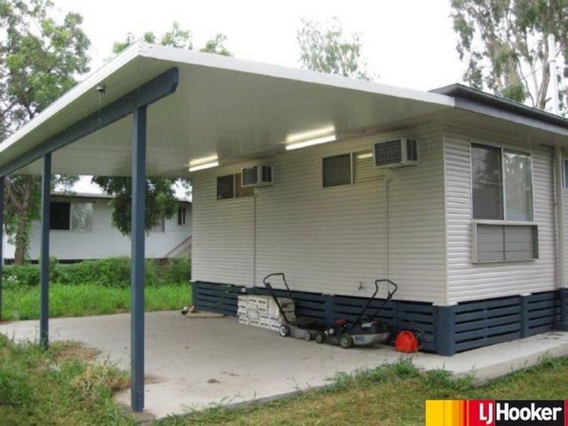 10 Watkins Street, Moranbah QLD 4744