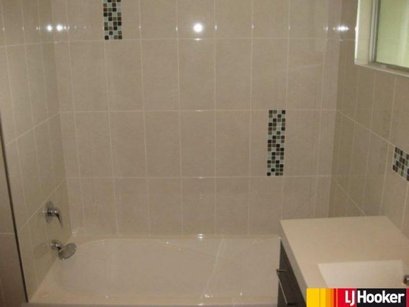 10 Watkins Street, Moranbah QLD 4744