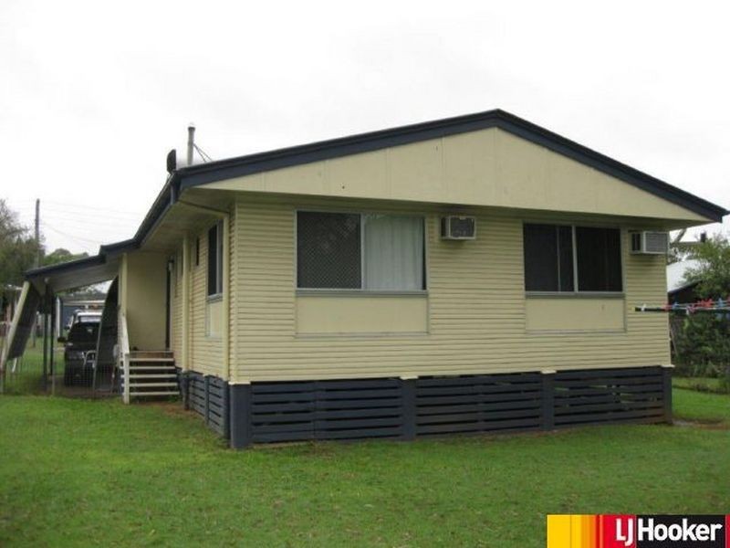 13 Burke Drive, Moranbah QLD 4744