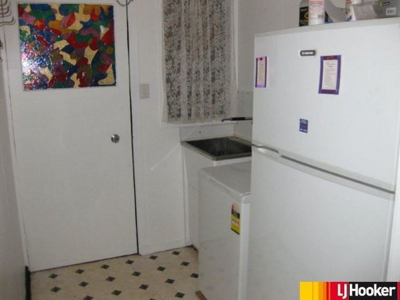 17 Laver Street, Moranbah QLD 4744