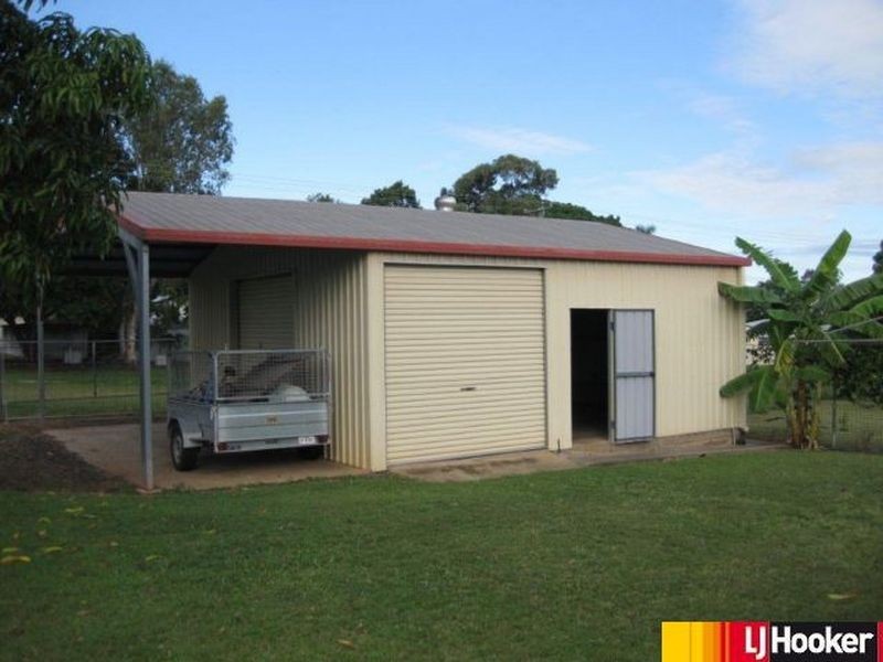 14 Lawrence Street, Moranbah QLD 4744
