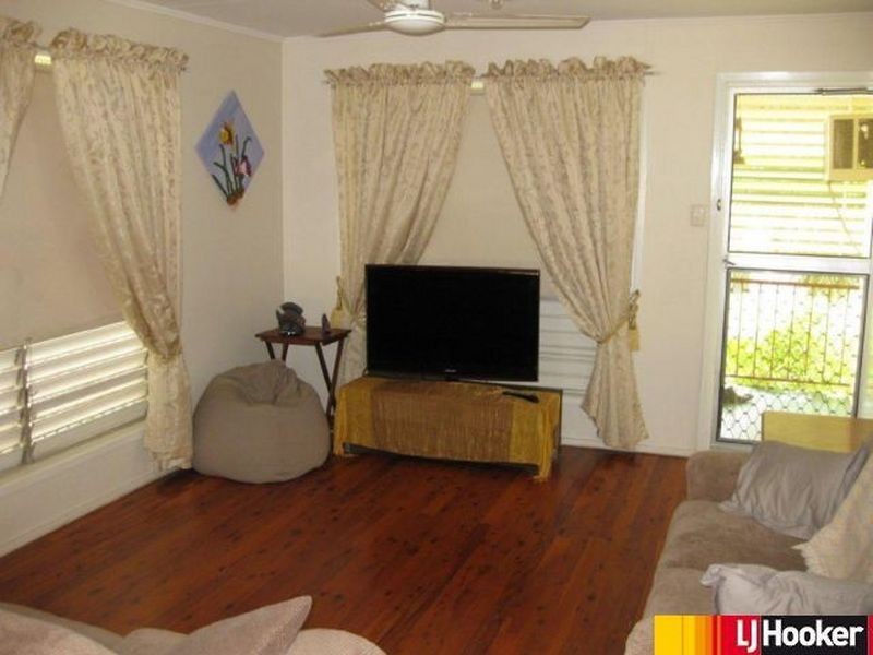 14 Lawrence Street, Moranbah QLD 4744