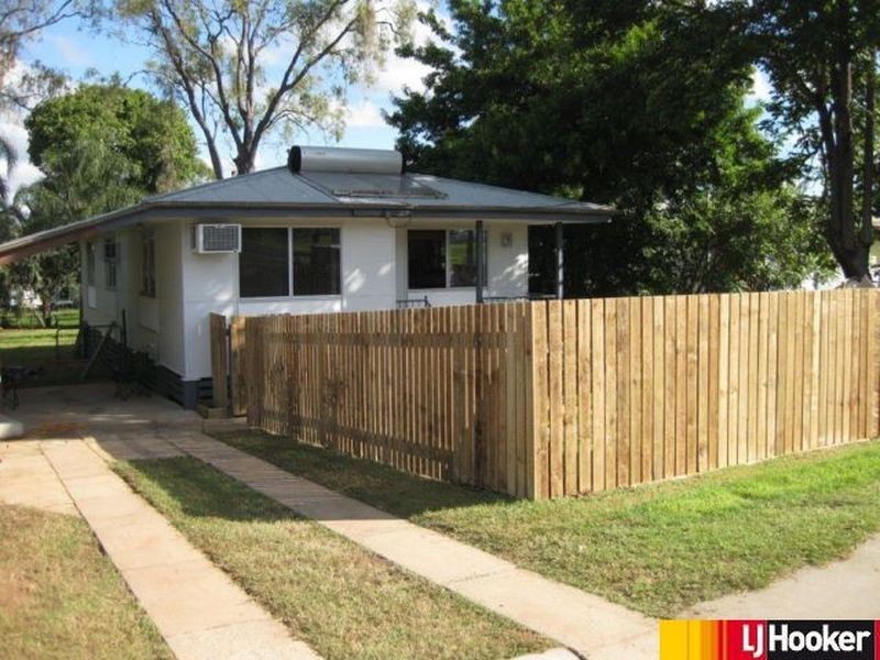88 Mills Avenue, Moranbah QLD 4744