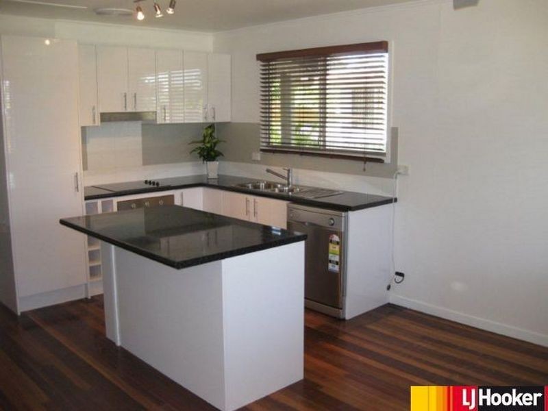 88 Mills Avenue, Moranbah QLD 4744