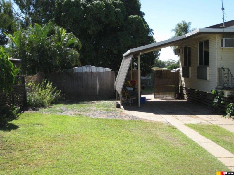 17 Belyando Avenue, Moranbah QLD 4744