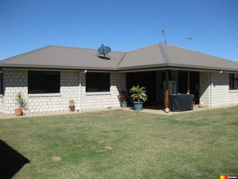 46 Lambert Drive, Moranbah QLD 4744