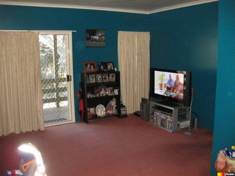 17 Wickham Street, Moranbah QLD 4744