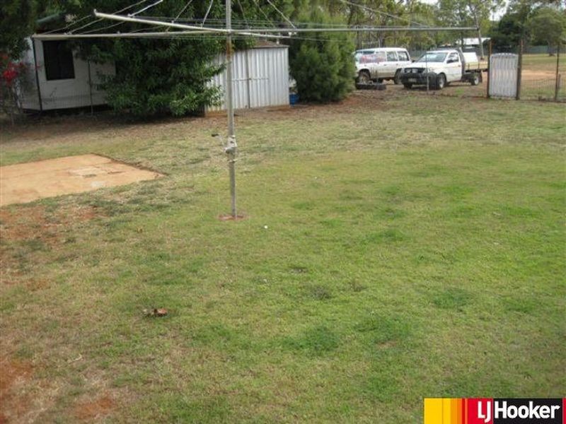 9 Forrest Drive, Moranbah QLD 4744
