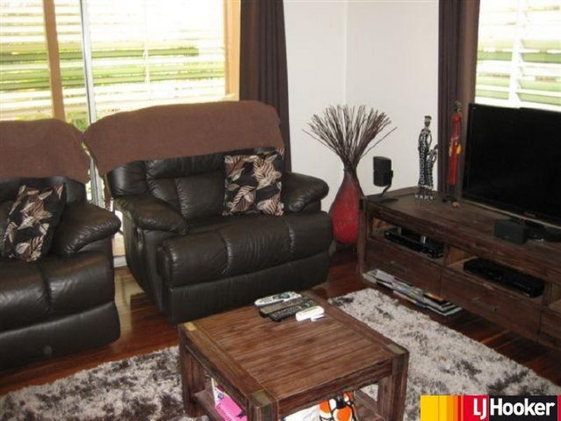 9 Forrest Drive, Moranbah QLD 4744