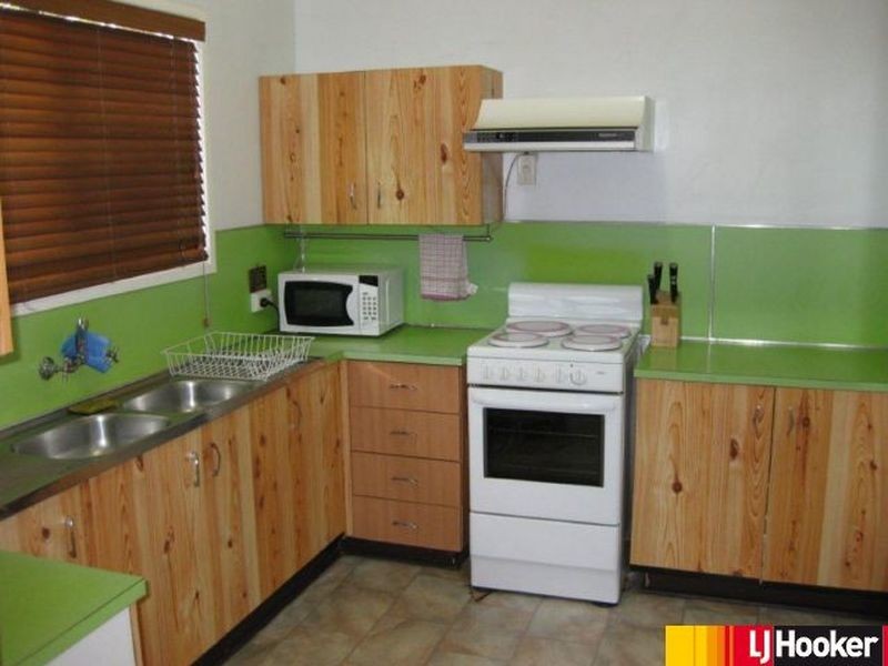 43 Cuthbert Street, Moranbah QLD 4744