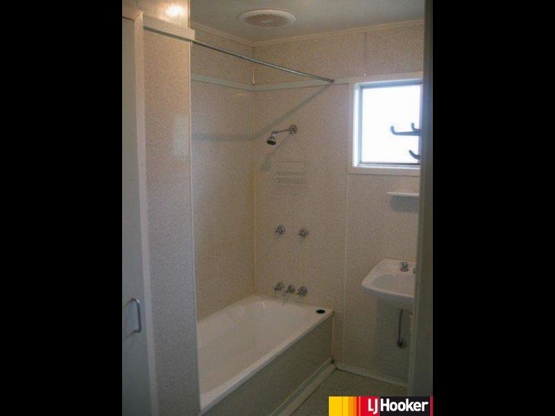 21 McCool Street, Moranbah QLD 4744