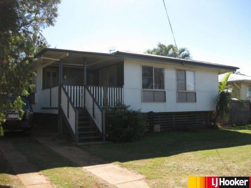 6 Lawson Drive, Moranbah QLD 4744