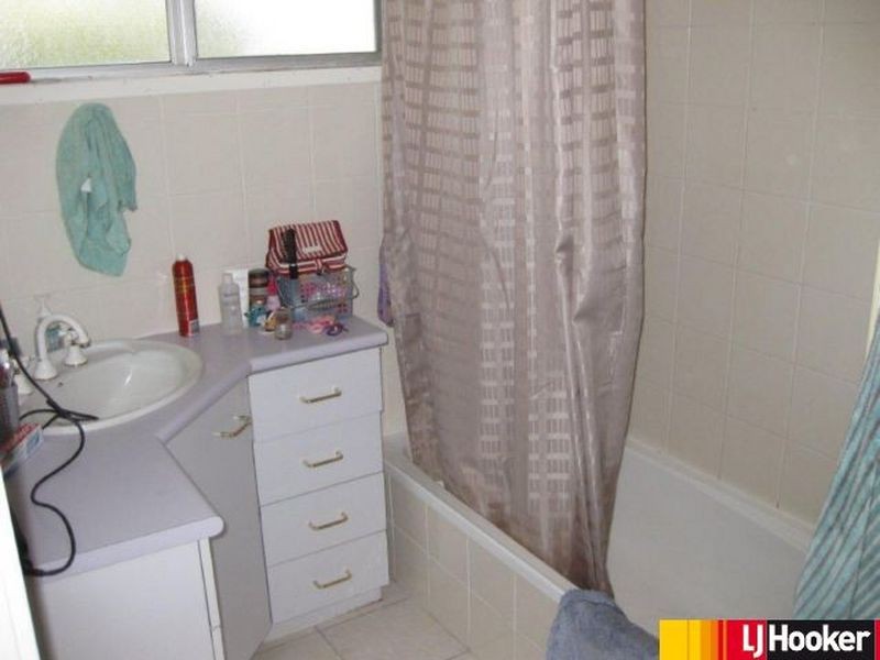 6 Lawson Drive, Moranbah QLD 4744