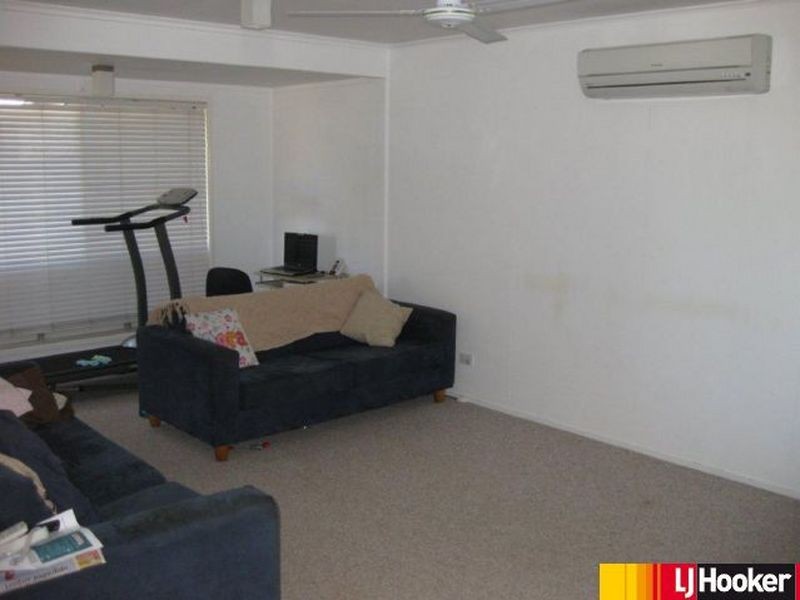 6 Lawson Drive, Moranbah QLD 4744