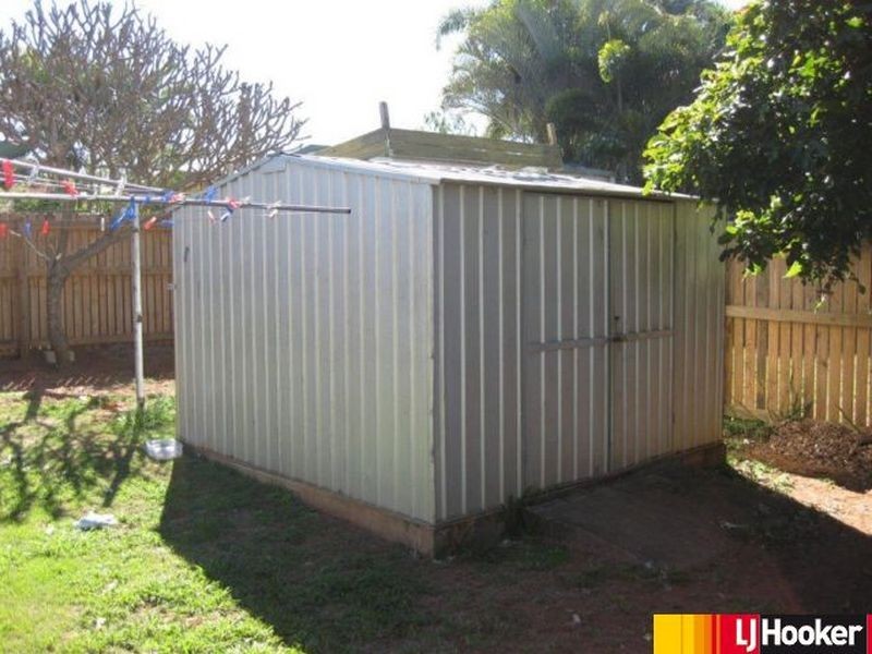 6 Lawson Drive, Moranbah QLD 4744