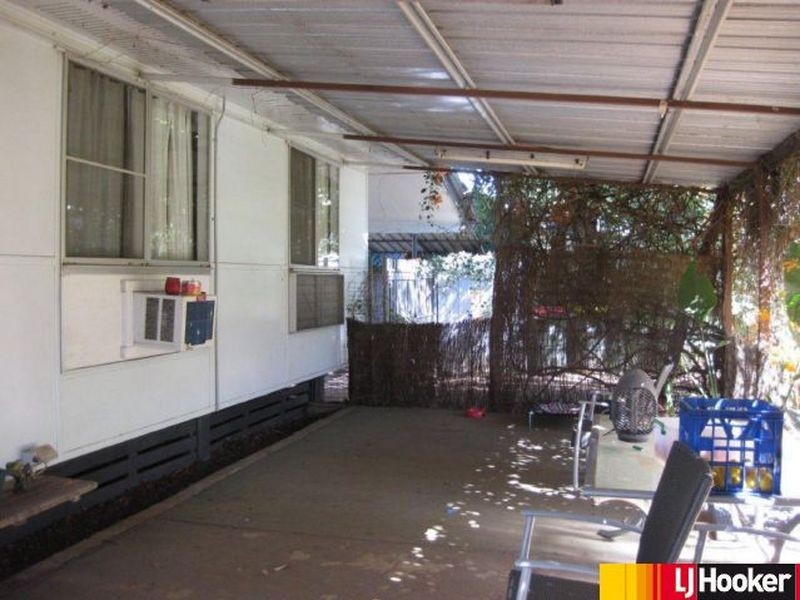 6 Lawson Drive, Moranbah QLD 4744