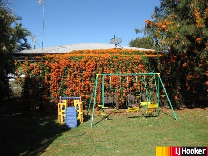 6 Lawson Drive, Moranbah QLD 4744