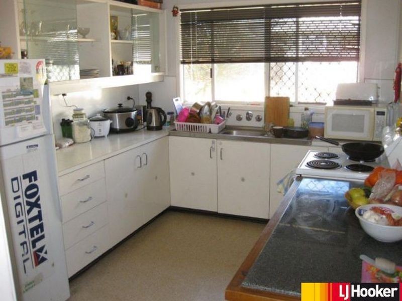 1 Lyons Court, Moranbah QLD 4744