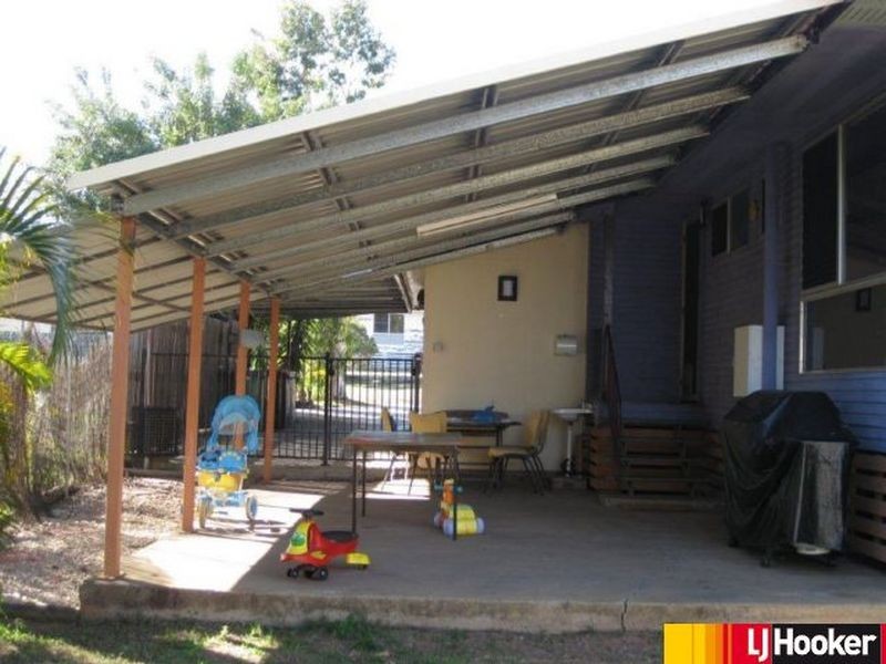 1 Lyons Court, Moranbah QLD 4744