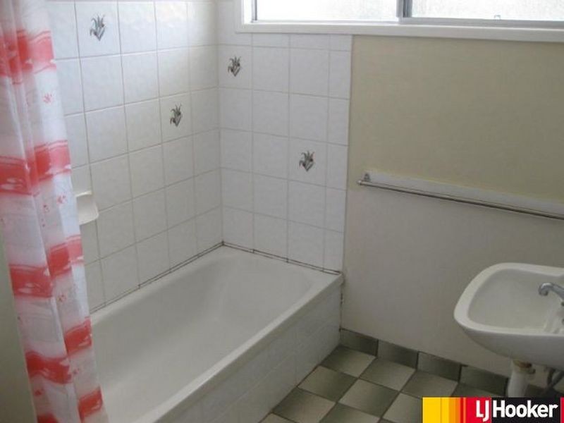 9 Yeates Street, Moranbah QLD 4744